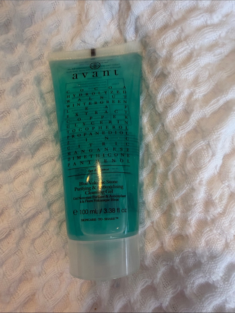 Avanti Blue Volcanic Stone Purifying Cleansing Gel New!